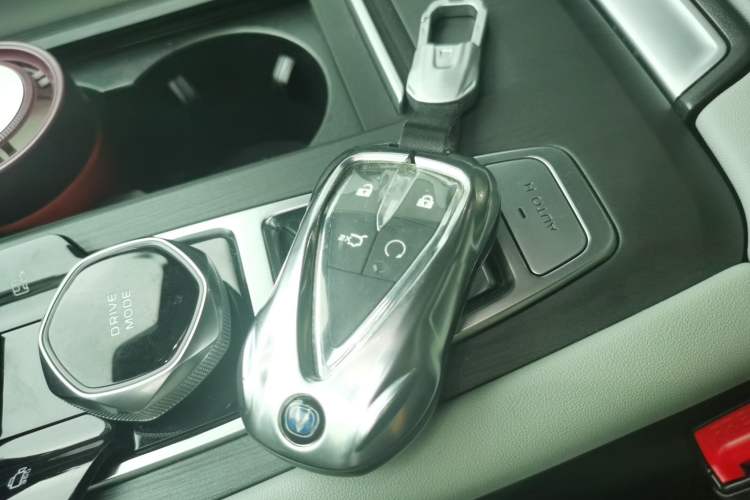 Used CHANGAN CS75 PLUS 2024 3rd Generation Champion Edition 1.5T Intelligent Drive Dynamic Model Vehicle Key