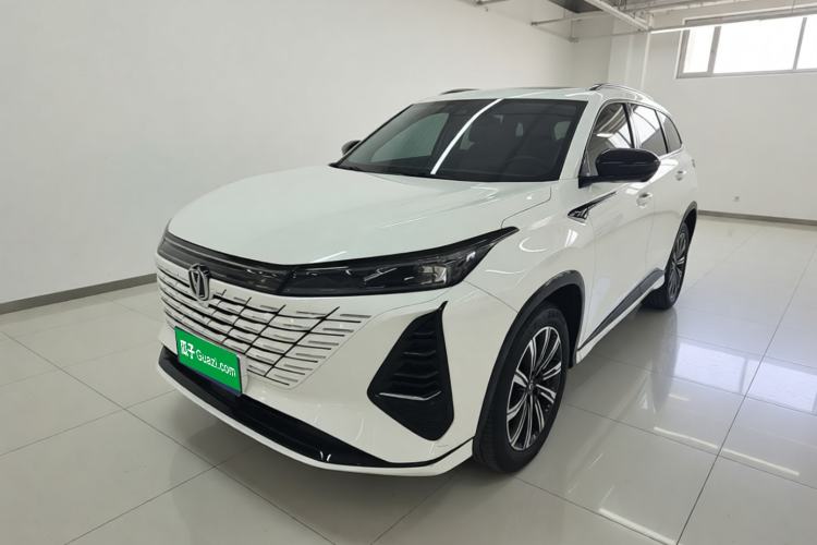 CHANGAN CS75 PLUS 2024 3rd Generation Champion Edition 1.5T Intelligent Drive Dynamic Model - Sport Navigation