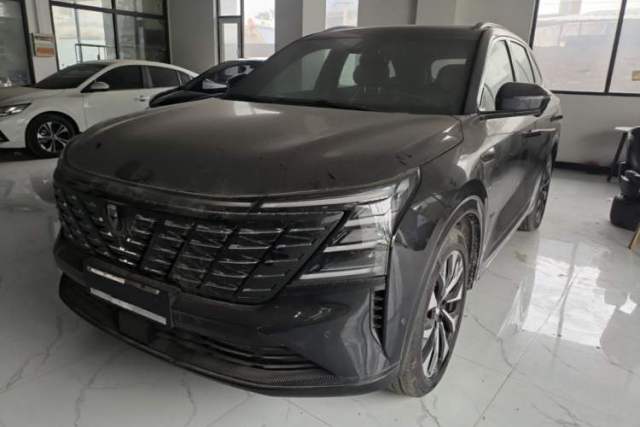Used CHANGAN CS75 PLUS 2025 4th Generation UItra 2.0T New Blue Whale Smart Intelligent Powertrain Version