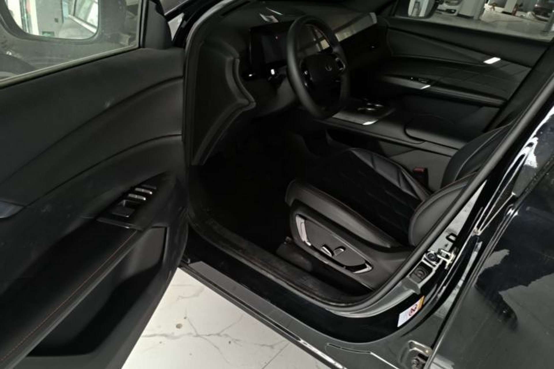 Used CHANGAN CS75 PLUS 2025 4th Generation UItra 2.0T New Blue Whale Smart Intelligent Powertrain Version Driver Seat