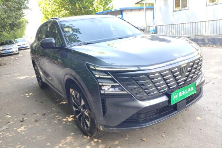 Used CHANGAN CS75 PLUS 2025 4th Generation UItra 2.0T New Blue Whale Smart Intelligent Powertrain Version Exterior 1