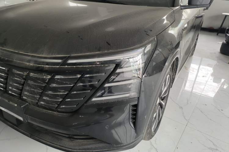 Used CHANGAN CS75 PLUS 2025 4th Generation UItra 2.0T New Blue Whale Smart Intelligent Powertrain Version Left Front Headlight