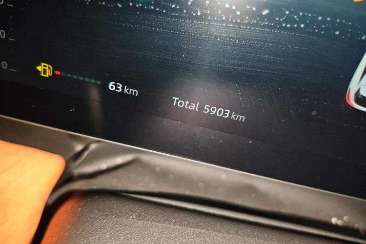 Used CHANGAN CS75 PLUS 2025 4th Generation 1.5T New Blue Whale Smart Flagship Version Odometer Close Up