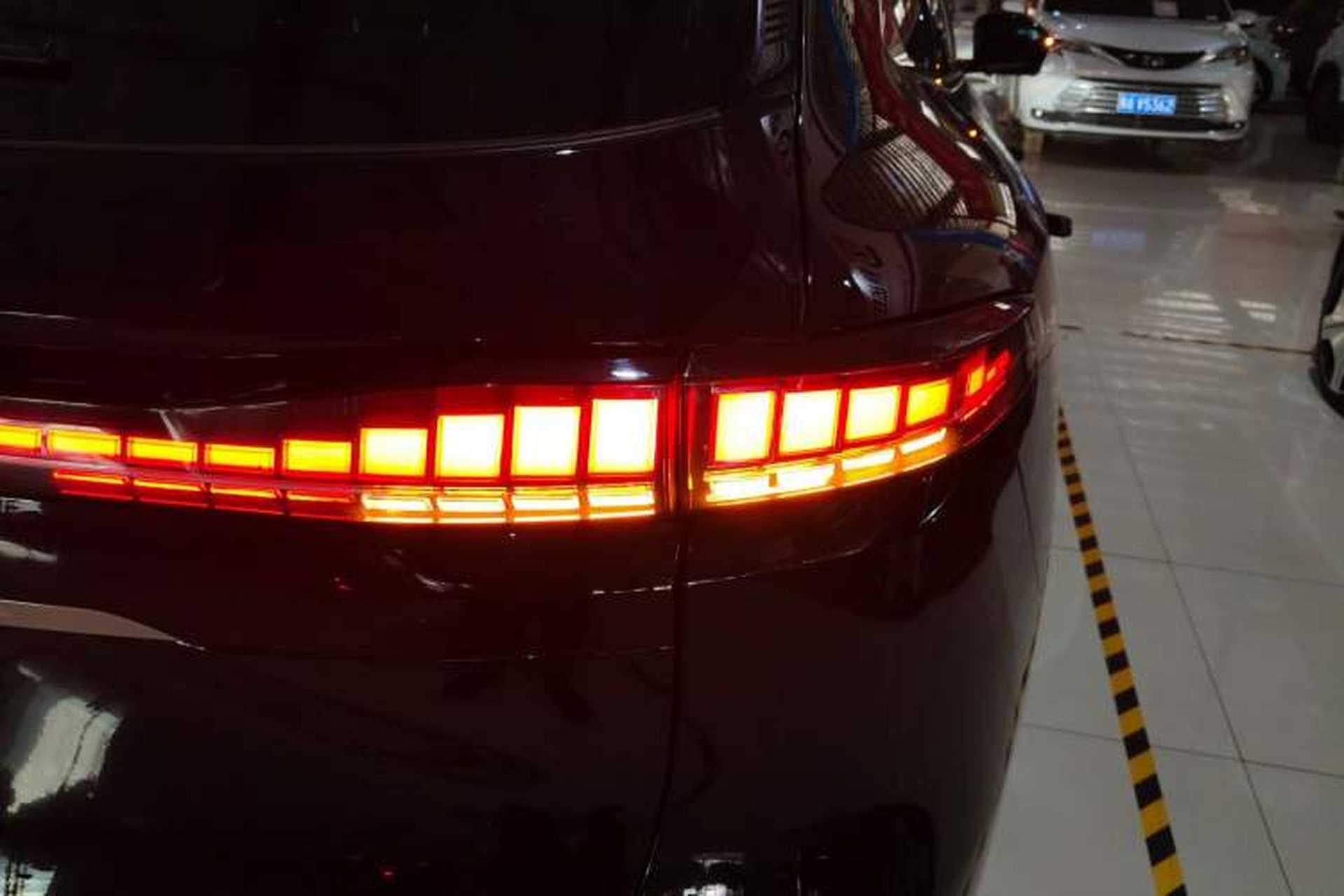 Used CHANGAN CS75 PLUS 2025 4th Generation 1.5T New Blue Whale Smart Luxury Edition Right Rear Taillight