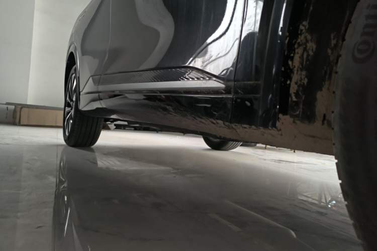 Used CHANGAN CS75 PLUS 2025 4th Generation UItra 2.0T New Blue Whale Smart Intelligent Powertrain Version Right Side Sill