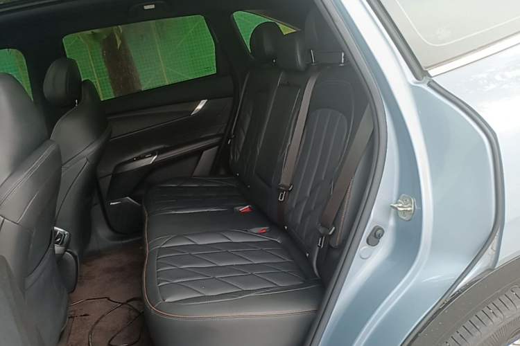 Used CHANGAN CS75 PLUS 2025 4th Generation 1.5T New Blue Whale Smart Flagship Version Left Rear Seat