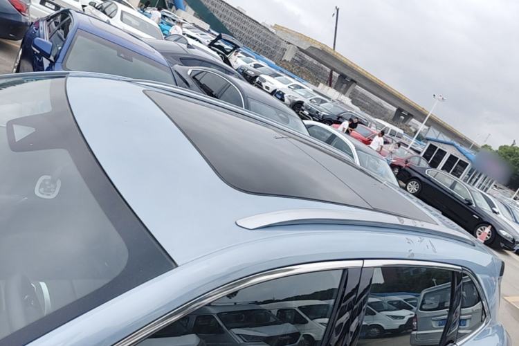 Used CHANGAN CS75 PLUS 2025 4th Generation UItra 2.0T New Blue Whale – Smart & Powerful Version Roof