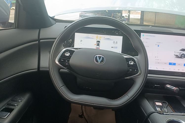 Used CHANGAN CS75 PLUS 2025 4th Generation 1.5T New Blue Whale Smart Flagship Version Steering Wheel