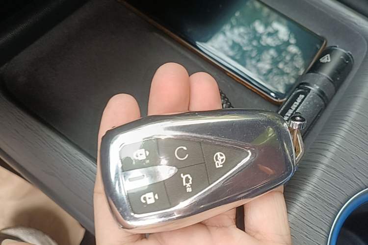 Used CHANGAN CS75 PLUS 2025 4th Generation 1.5T New Blue Whale Smart Flagship Version Vehicle Key