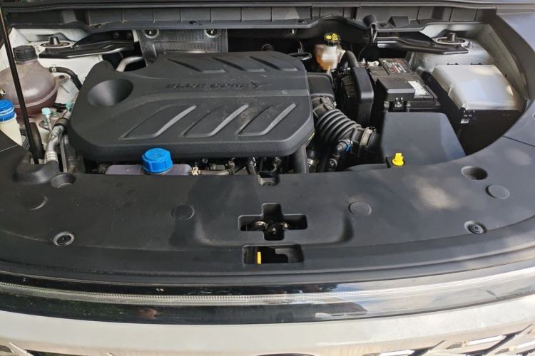 Used CHANGAN CS75 PLUS 2025 4th Generation 1.5T New Blue Whale Smart Luxury Edition Engine Bay