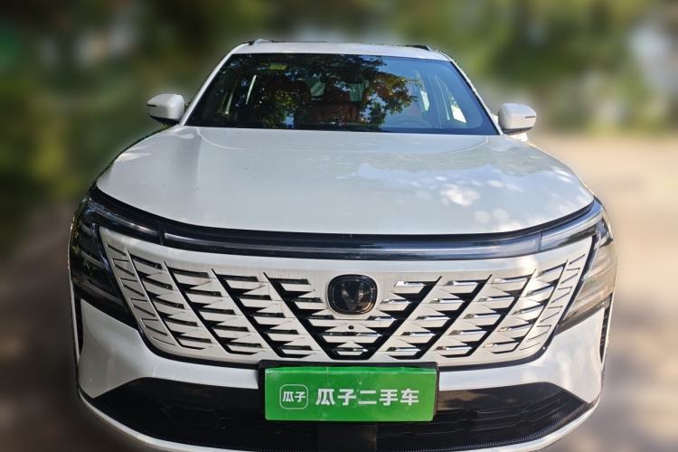 Used CHANGAN CS75 PLUS 2025 4th Generation 1.5T New Blue Whale Smart Luxury Edition Front