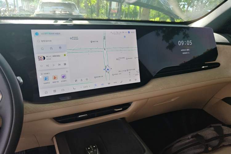 Used CHANGAN CS75 PLUS 2025 4th Generation 1.5T New Blue Whale Smart Luxury Edition Audio And AC Panel