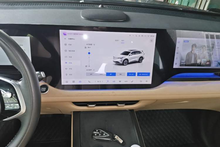Used CHANGAN CS75 PLUS 2025 4th Generation 1.5T New Blue Whale Smart Flagship Version Audio And AC Panel
