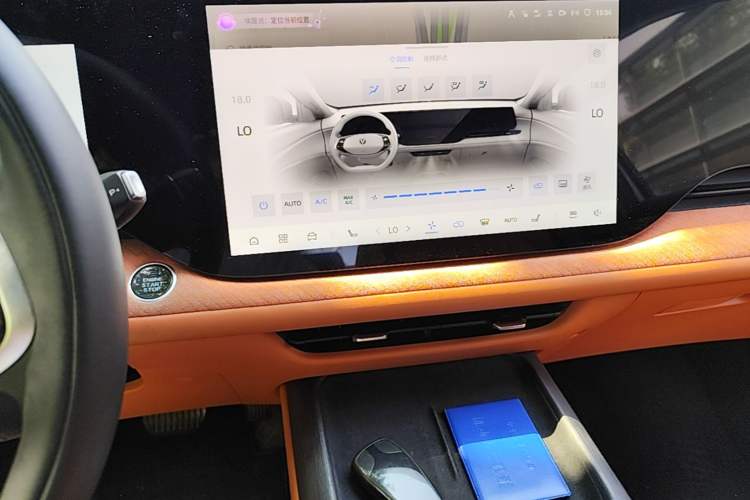 Used CHANGAN CS75 PLUS 2025 4th Generation 1.5T New Blue Whale Smart Luxury Edition Audio And AC Panel