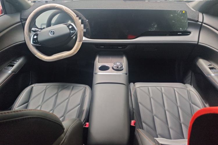 Used CHANGAN CS75 PLUS 2025 4th Generation 1.5T New Blue Whale Smart Luxury Edition Center Console