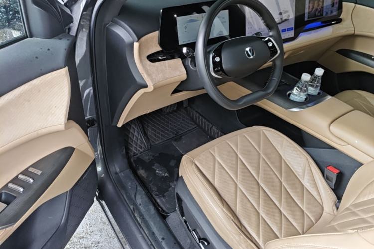 Used CHANGAN CS75 PLUS 2025 4th Generation 1.5T New Blue Whale Smart Flagship Version Driver Seat
