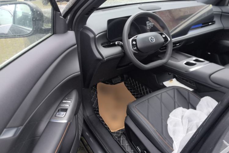 Used CHANGAN CS75 PLUS 2025 4th Generation 1.5T New Blue Whale Smart Flagship Version Driver Seat