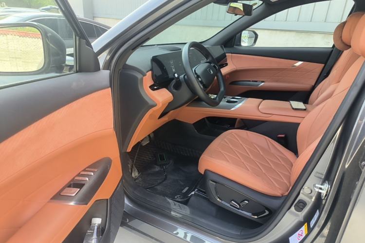 Used CHANGAN CS75 PLUS 2025 4th Generation 1.5T New Blue Whale Smart Flagship Version Driver Seat