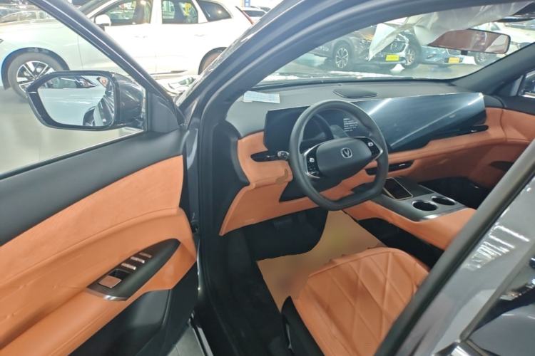 Used CHANGAN CS75 PLUS 2025 4th Generation 1.5T New Blue Whale Smart Flagship Version Driver Seat