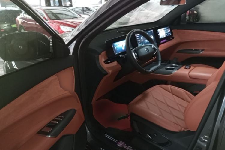 Used CHANGAN CS75 PLUS 2025 4th Generation 1.5T New Blue Whale Smart Flagship Version Driver Seat