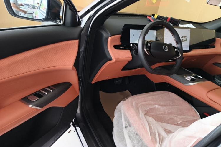 Used CHANGAN CS75 PLUS 2025 4th Generation 1.5T New Blue Whale Smart Luxury Edition Driver Seat