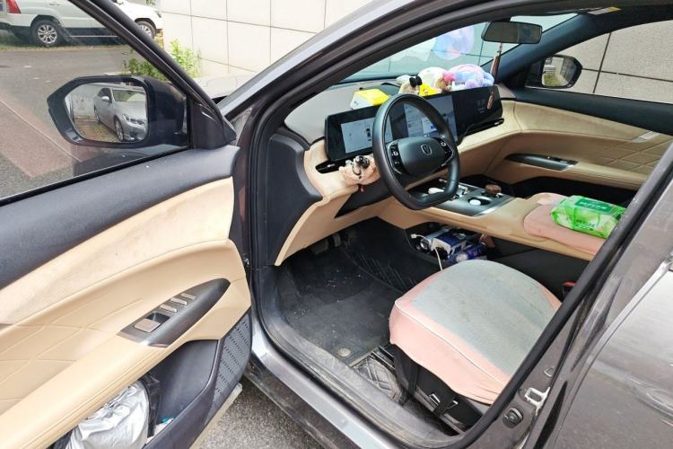 Used CHANGAN CS75 PLUS 2025 4th Generation 1.5T New Blue Whale Smart Flagship Version Driver Seat