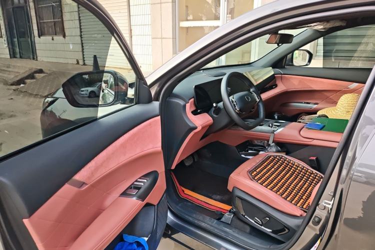 Used CHANGAN CS75 PLUS 2025 4th Generation 1.5T New Blue Whale Smart Flagship Version Driver Seat