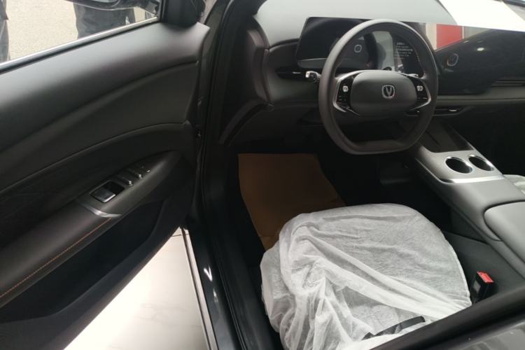 Used CHANGAN CS75 PLUS 2025 4th Generation 1.5T New Blue Whale Smart Luxury Edition Driver Seat