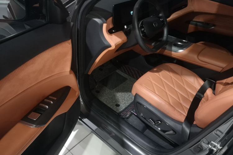 Used CHANGAN CS75 PLUS 2025 4th Generation 1.5T New Blue Whale Smart Luxury Edition Driver Seat