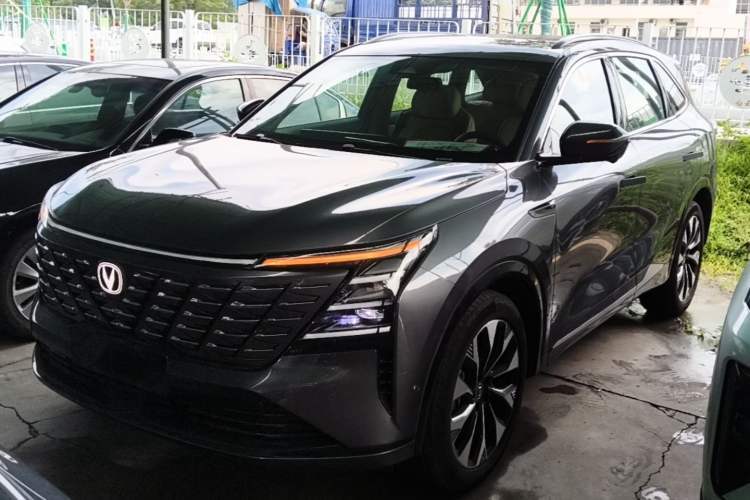 Used CHANGAN CS75 PLUS 2025 4th Generation UItra 2.0T New Blue Whale Smart Intelligent Powertrain Version Guazi used car, China used car export, Used car for sale, Used  cars, Cheapest cars for sale