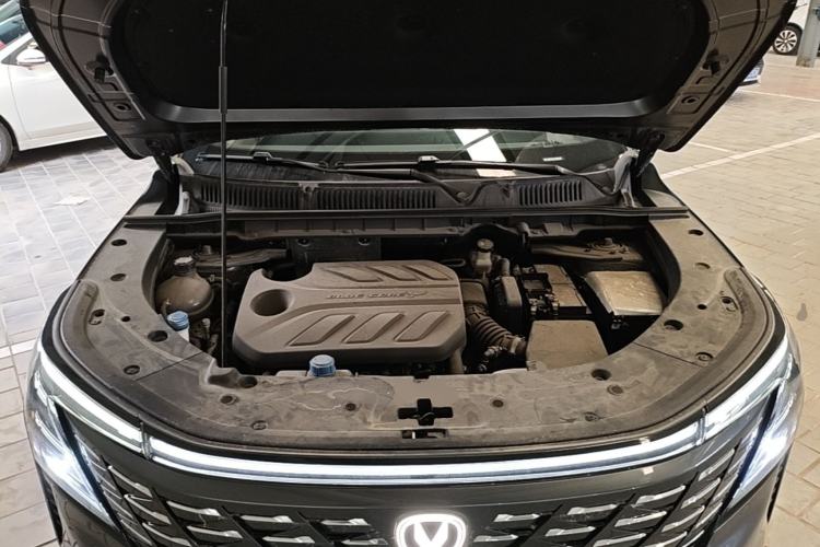 Used CHANGAN CS75 PLUS 2025 4th Generation 1.5T New Blue Whale Smart Luxury Edition Engine Bay