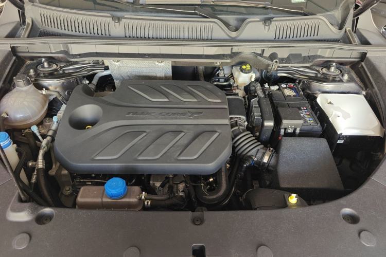 Used CHANGAN CS75 PLUS 2025 4th Generation 1.5T New Blue Whale Smart Luxury Edition Engine Bay
