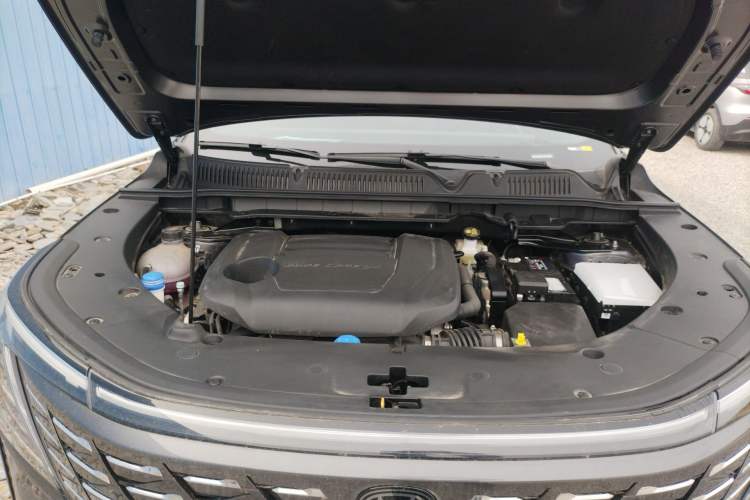 Used CHANGAN CS75 PLUS 2025 4th Generation UItra 2.0T New Blue Whale – Smart & Powerful Version Engine Bay