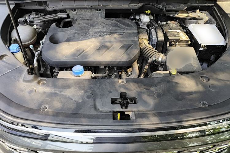 Used CHANGAN CS75 PLUS 2025 4th Generation 1.5T New Blue Whale Smart Luxury Edition Engine Bay
