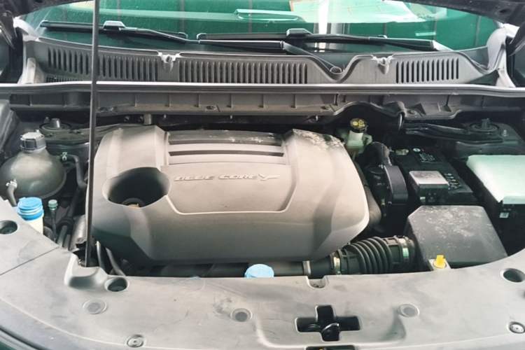 Used CHANGAN CS75 PLUS 2025 4th Generation UItra 2.0T New Blue Whale Smart Intelligent Powertrain Version Engine Bay