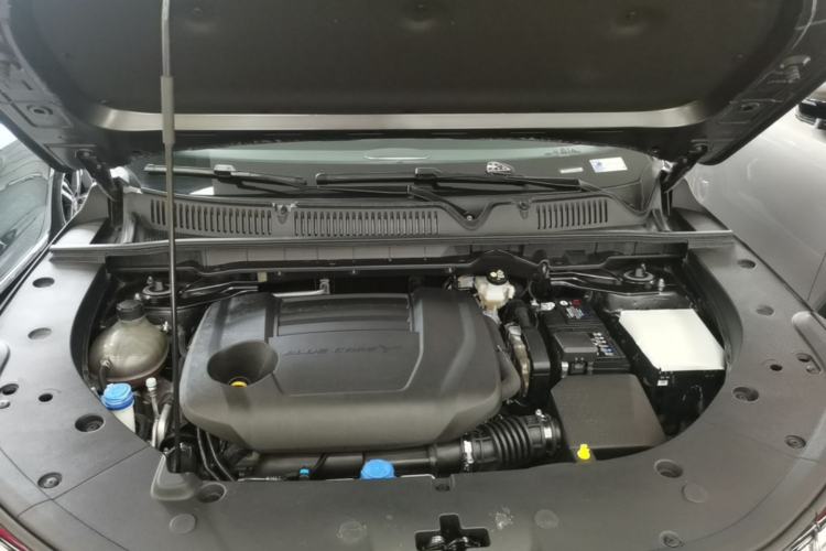 Used CHANGAN CS75 PLUS 2025 4th Generation UItra 2.0T New Blue Whale Smart Intelligent Powertrain Version Engine Bay