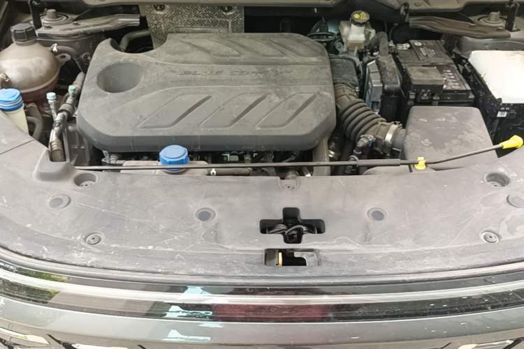 Used CHANGAN CS75 PLUS 2025 4th Generation 1.5T New Blue Whale Smart Flagship Version Engine Bay