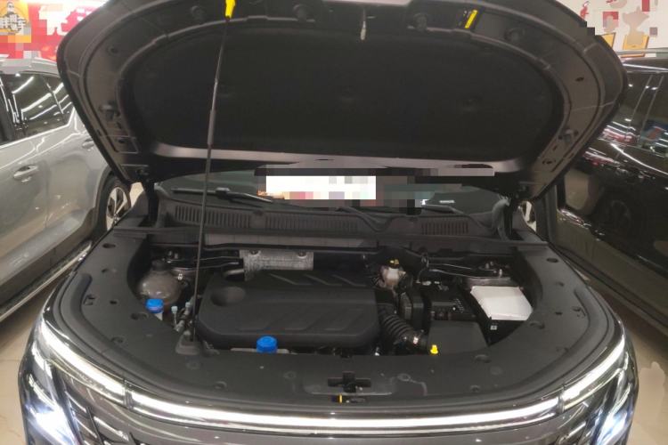 Used CHANGAN CS75 PLUS 2025 4th Generation 1.5T New Blue Whale Smart Luxury Edition Engine Bay