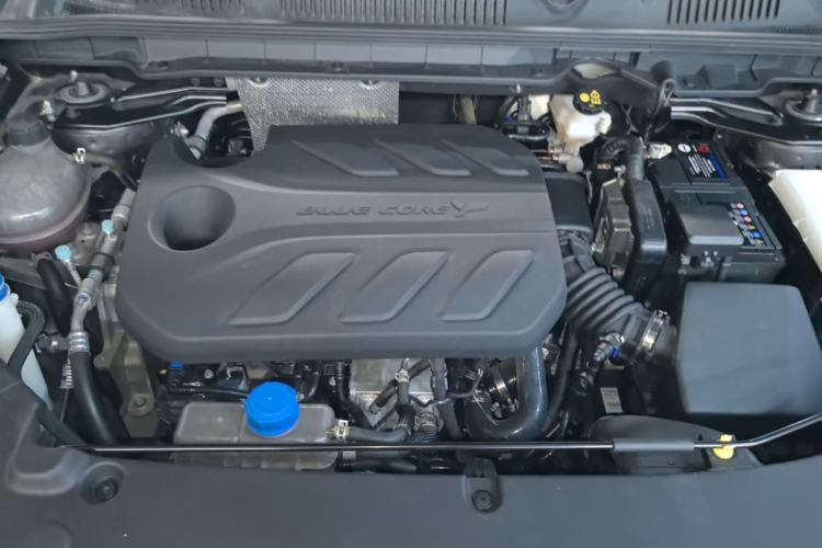 Used CHANGAN CS75 PLUS 2025 4th Generation 1.5T New Blue Whale Smart Luxury Edition Engine Bay