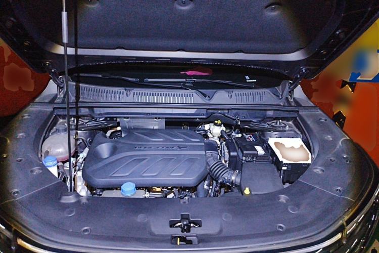 Used CHANGAN CS75 PLUS 2025 Model, 4th Generation 1.5T New Blue Whale Smart Excellence Version Engine Bay