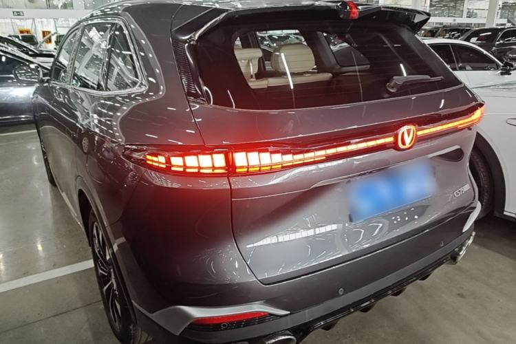 Used CHANGAN CS75 PLUS 2025 4th Generation UItra 2.0T New Blue Whale – Smart & Powerful Version Exterior 2