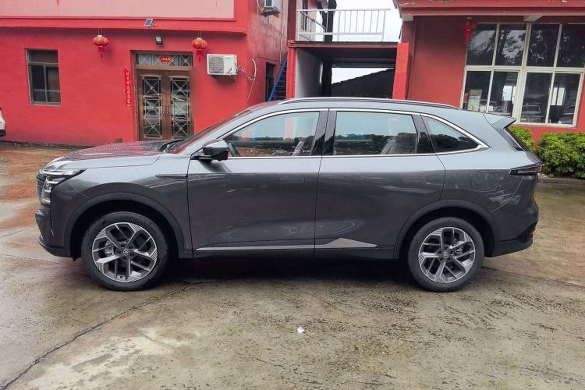 Used CHANGAN CS75 PLUS 2025 Model, 4th Generation 1.5T New Blue Whale Smart Excellence Version Exterior 2