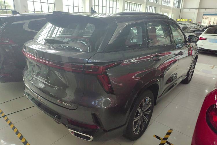 Used CHANGAN CS75 PLUS 2025 Model, 3rd Generation Champion Edition 1.5T Jinghang Version Exterior 3