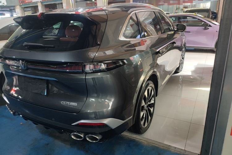 Used CHANGAN CS75 PLUS 2025 4th Generation UItra 2.0T New Blue Whale – Smart & Powerful Version Exterior 3