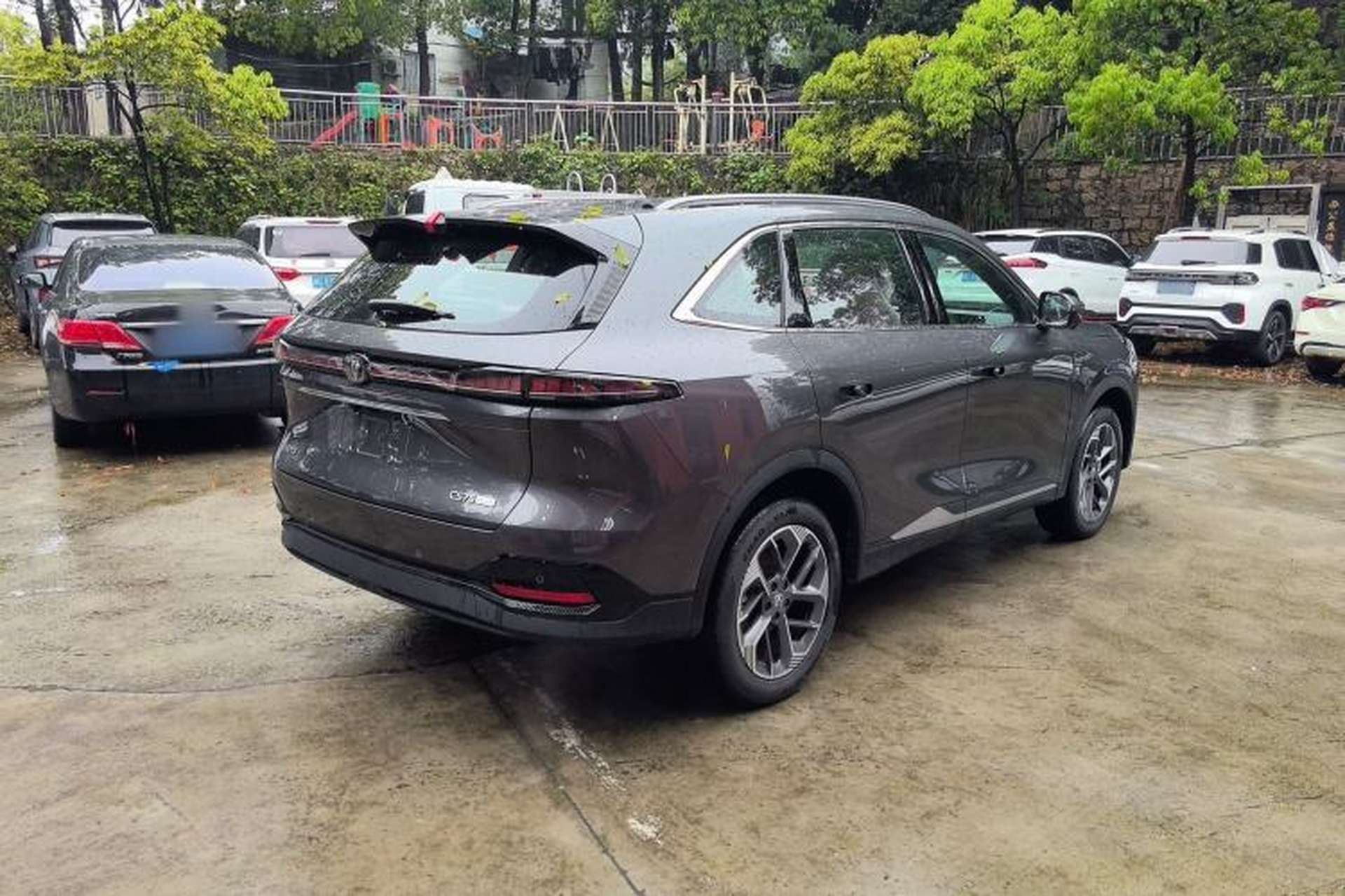 Used CHANGAN CS75 PLUS 2025 Model, 4th Generation 1.5T New Blue Whale Smart Excellence Version Exterior 3