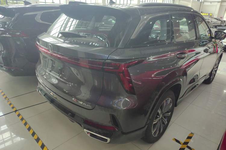 Used CHANGAN CS75 PLUS 2025 Model, 3rd Generation Champion Edition 1.5T Jinghang Version Exterior 4