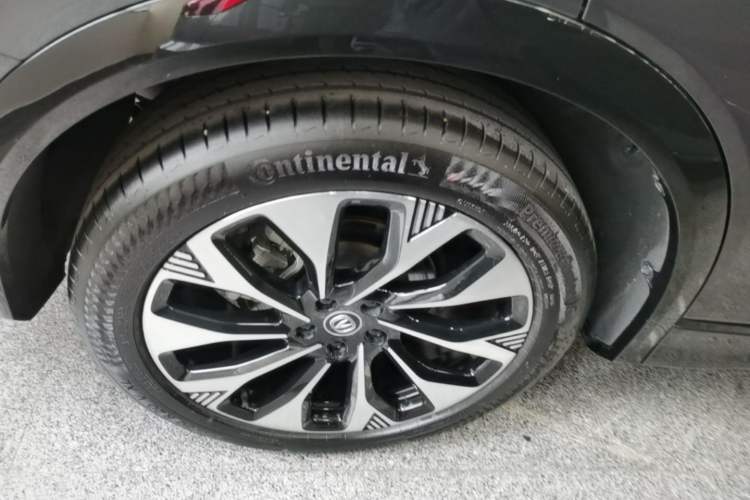 Used CHANGAN CS75 PLUS 2025 4th Generation UItra 2.0T New Blue Whale Smart Intelligent Powertrain Version Exterior 5
