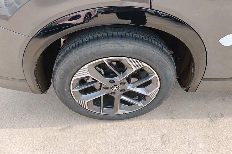 Used CHANGAN CS75 PLUS 2025 4th Generation 1.5T New Blue Whale Smart Luxury Edition Exterior 5