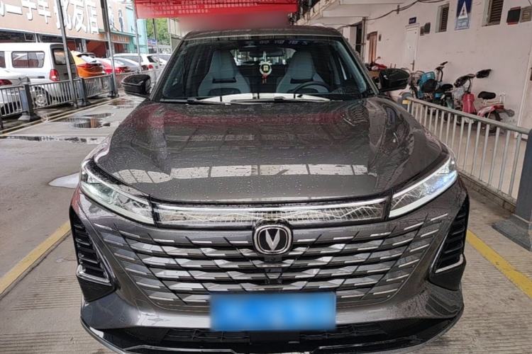 Used CHANGAN CS75 PLUS 2025 Model, 3rd Generation Champion Edition 1.5T Jinghang Version Front