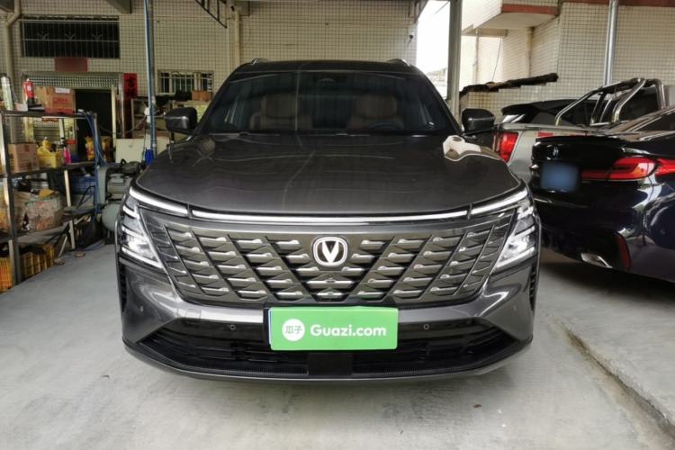 Used CHANGAN CS75 PLUS 2025 4th Generation 1.5T New Blue Whale Smart Flagship Version Front